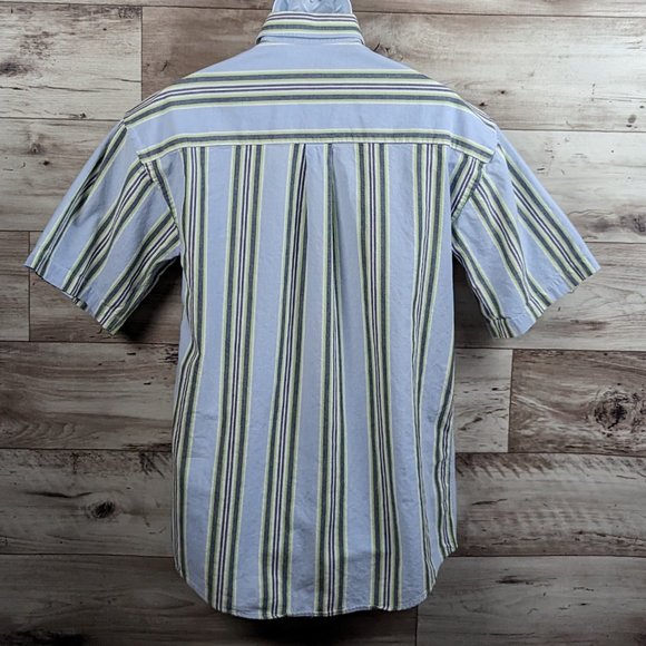 Gulf Traders* Men's Classic Short Sleeve Button Down Curved‎ Hem Shirt~ Medium - Picture 2 of 11